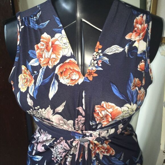 Peace love California S knit floral twist waist maxi dress - Picture 3 of 4